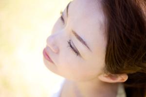 最近男性にも大人気の審美歯科治療とは